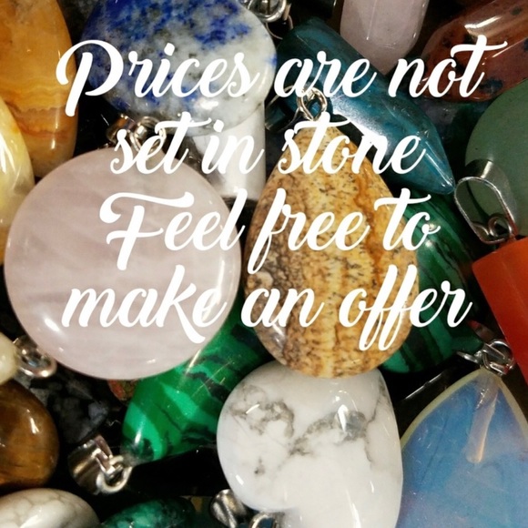 MAKE OFFERS!! π» - Picture 2 of 3